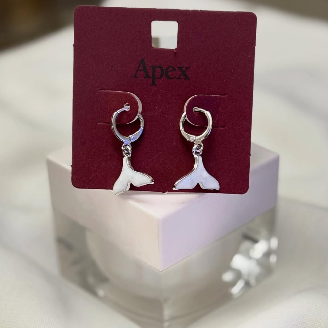 Whale tail earrings